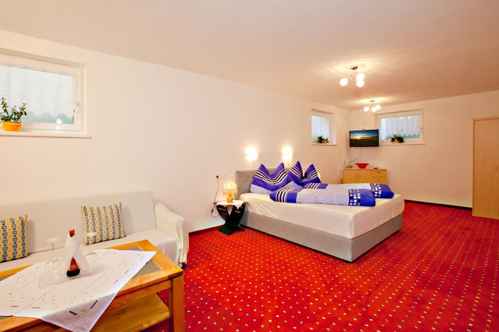 Christine Apartment Langenfeld